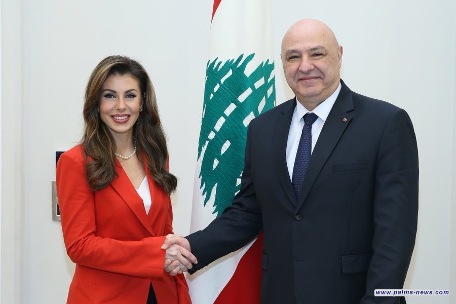 صافحت الرئيس اللبناني مرتدية خاتم نجمة داود.. أورتاغوس تثير غضب اللبنانيين